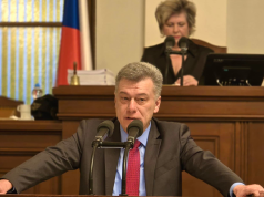 وزير العدل يستقيل بسبب البيتكوين